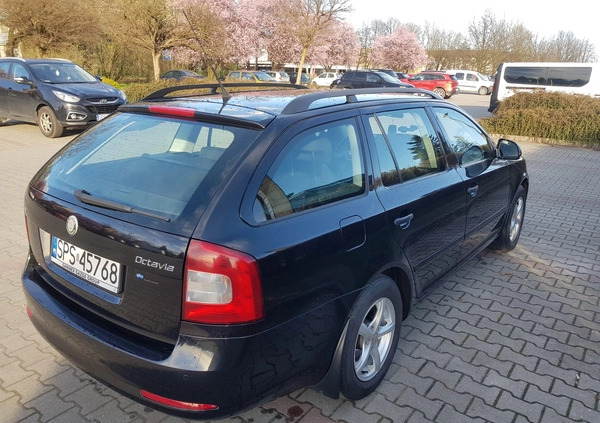 Skoda Octavia cena 18500 przebieg: 165000, rok produkcji 2009 z Wrocław małe 172